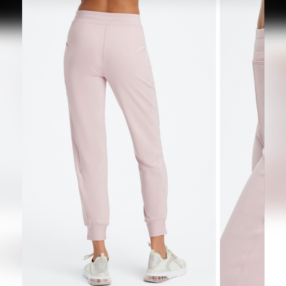 FABLETICS Joggers - Picture 4 of 10